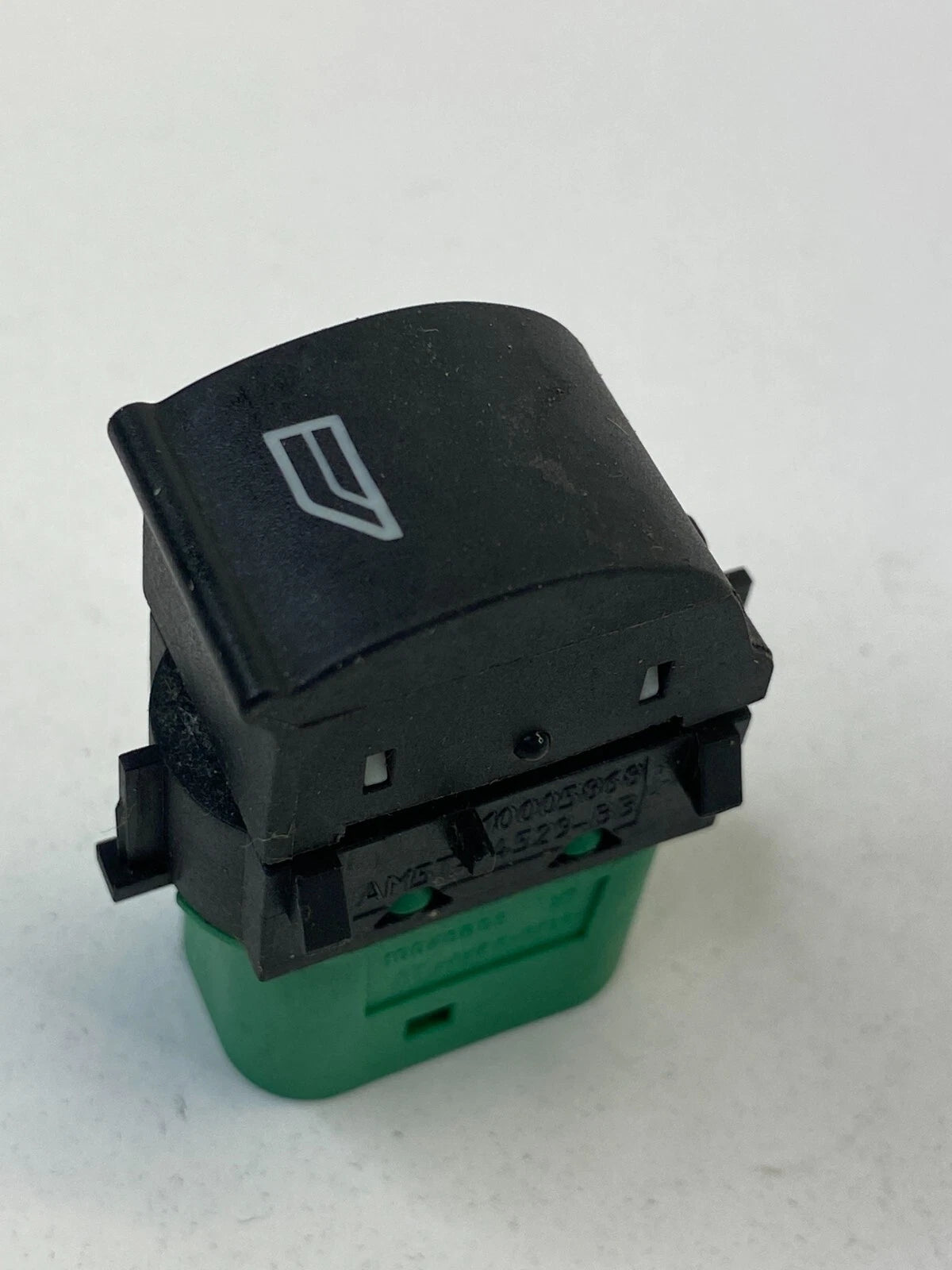 12-18 FORD FOCUS HATCHBACK FRONT RIGHT SIDE POWER WINDOW SWITCH AM5T-14529-BB