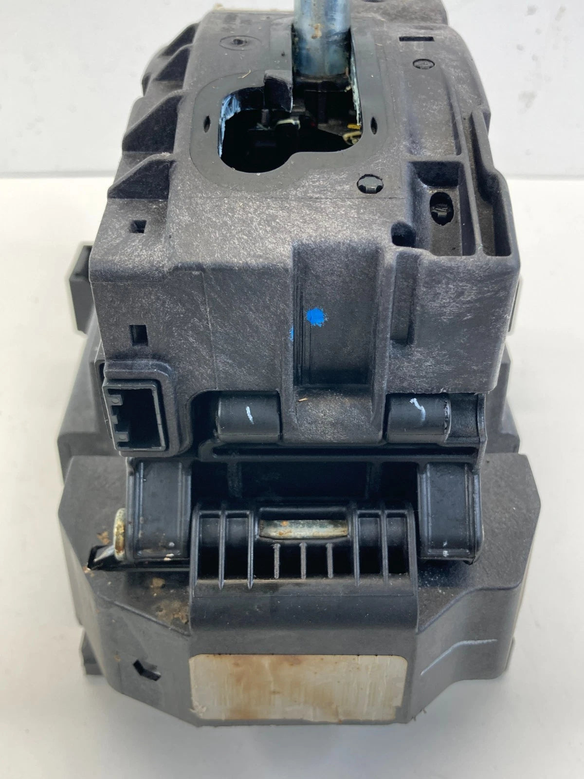 11 Buick LaCrosse Automatic Transmission Floor Gear Shifter Shift Lever 13576883