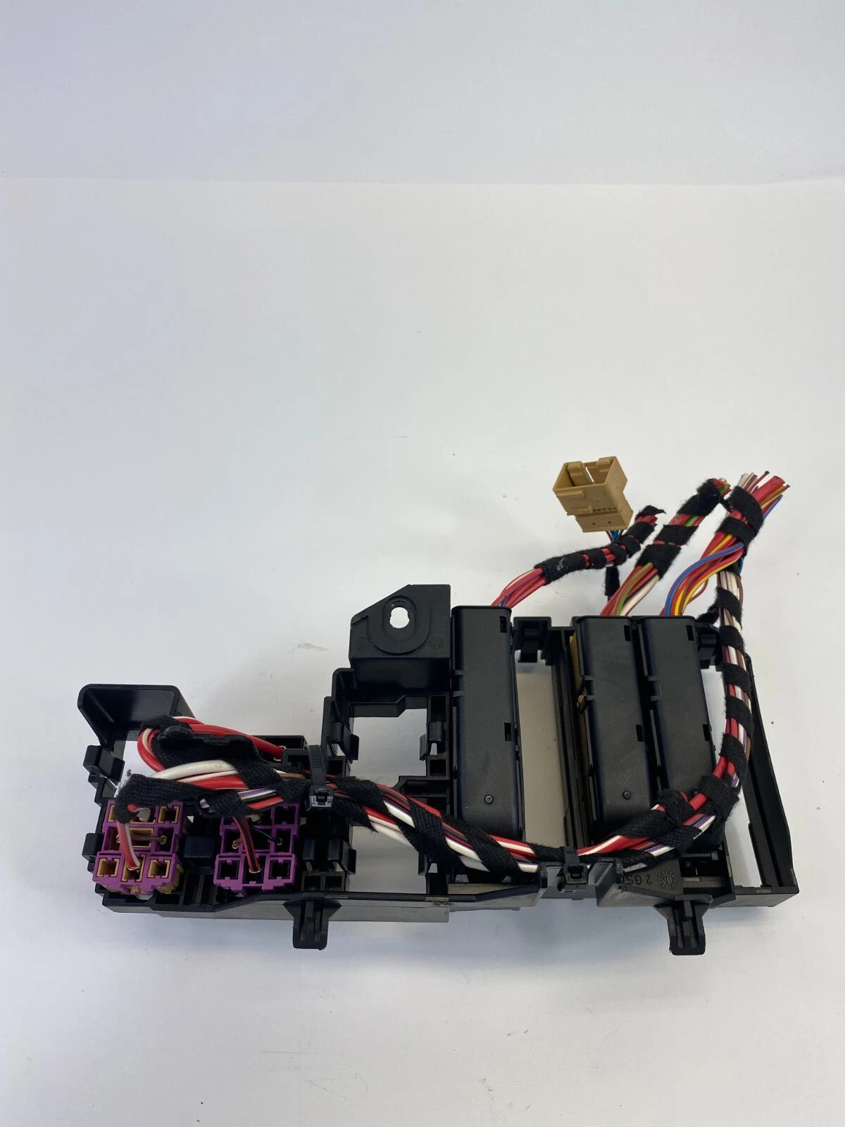 2009-2016 AUDI A4 QUATTRO 2.0L A/T REAR TRUNK FUSE RELAY BOX FUSEBOX BLOCK OEM