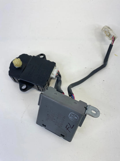 2007-2009 LEXUS RX350 LEFT HEADLIGHT SWIVEL SUB-ASSY MODULE 89902-48010 OEM