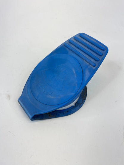 1993-2018 VOLKSWAGEN JETTA FRONT WINDSHIELD WASHER RESERVOIR CAP OEM 8D0-955-455