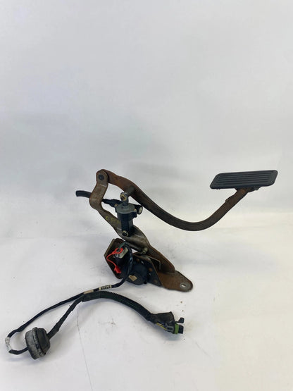 2003-2006 CHEVROLET TAHOE SILVERADO GAS PEDAL ACCELERATOR ASSEMBLY OEM