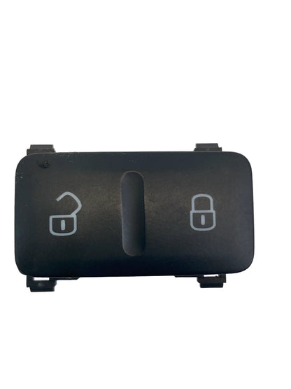 2011-2018 VOLKSWAGEN JETTA CENTER CONSOLE REAR SIDE LOCK BUTTON SWITCH 5C6962125