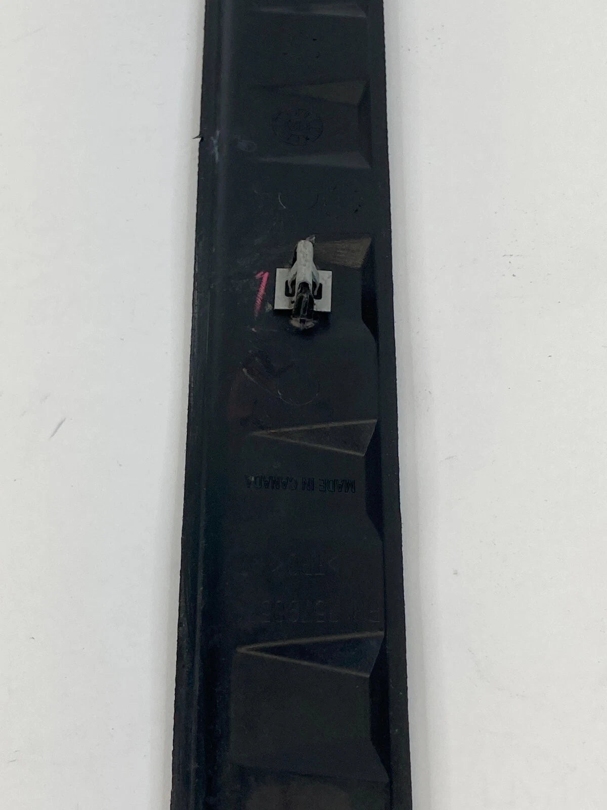 2010-2017 CHEVROLET EQUINOX FRONT RIGHT SIDE DOOR SILL TRIM PLATE 25790571 OEM