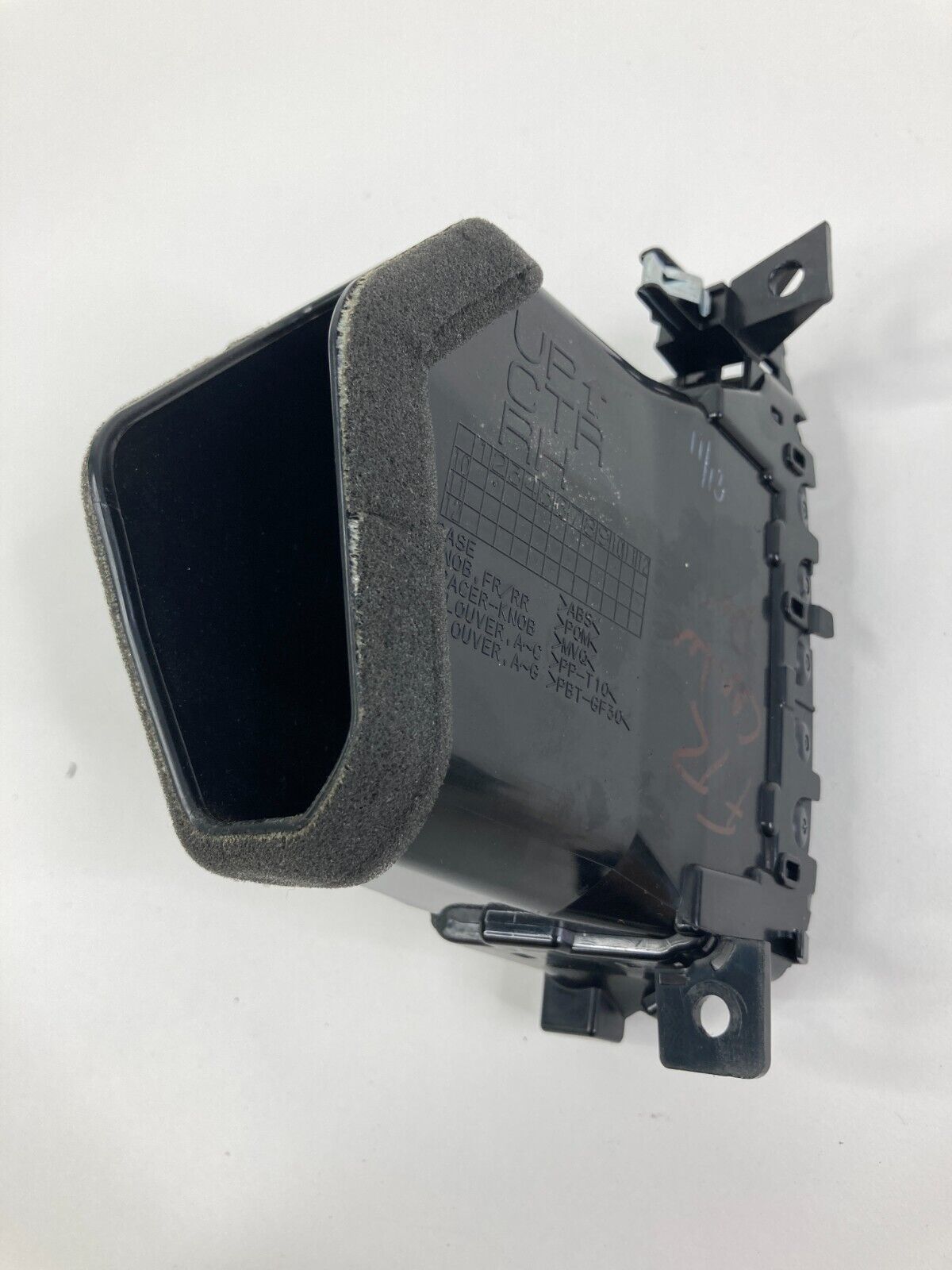 2011-2017 Nissan Juke Dash Center Right Inner Air Vent Grille 68750-1KK0A