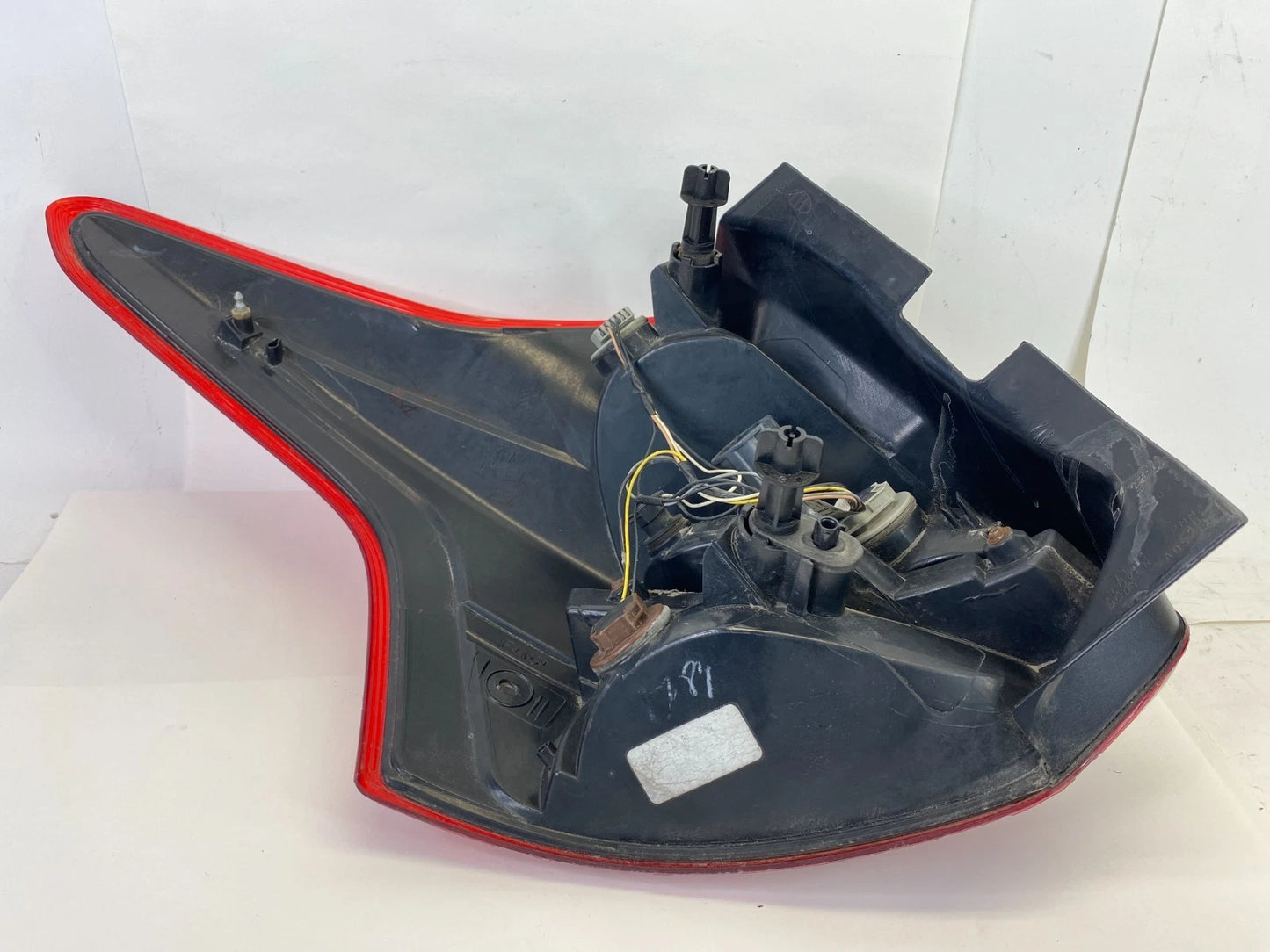 2012-2014 FORD FOCUS HATCHBACK REAR RIGHT SIDE TAILLIGHT TAIL LAMP ASSY OEM