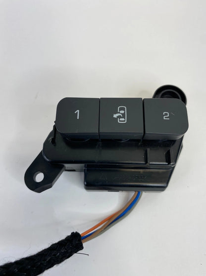 08-17 BUICK ENCLAVE 09-17 TRAVERSE DOOR SEAT MEMORY CONTROL SWITCH 25884880 OEM
