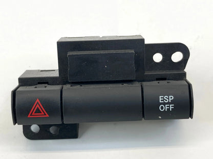 08 09 CHRYSLER TOWN & COUNTRY DASH HAZARD CONTROL & ESP BUTTON SWITCH 4602418AI