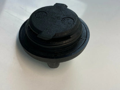 2008 SATURN ASTRA HATCHBACK ENGINE OIL FLUID FILLER CAP FLUID TOP COVER OEM