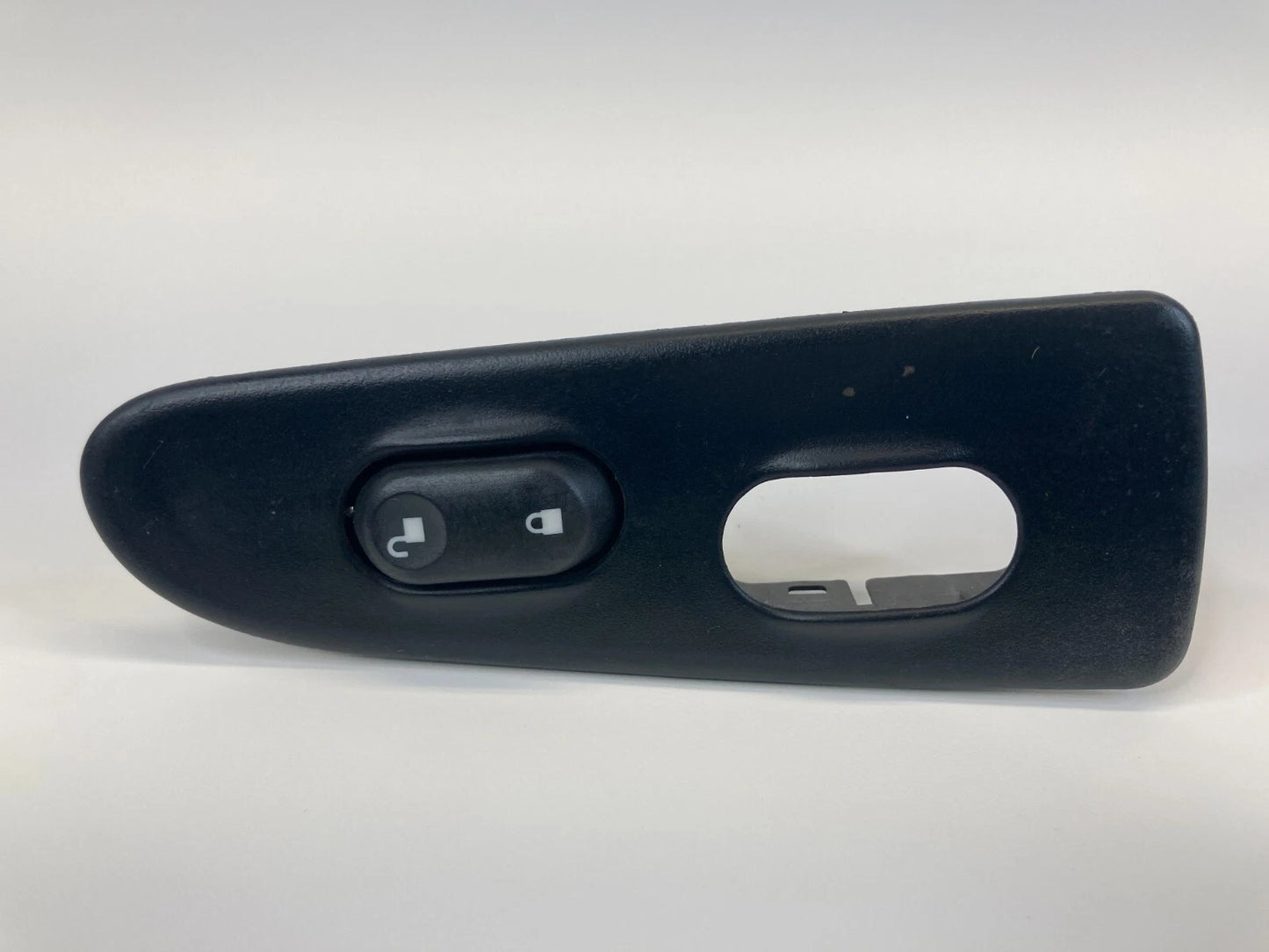 1999-2003 FORD WINDSTAR FRONT RIGHT SIDE DOOR WINDOW SWITCH BEZEL W/ LOCK SWITCH