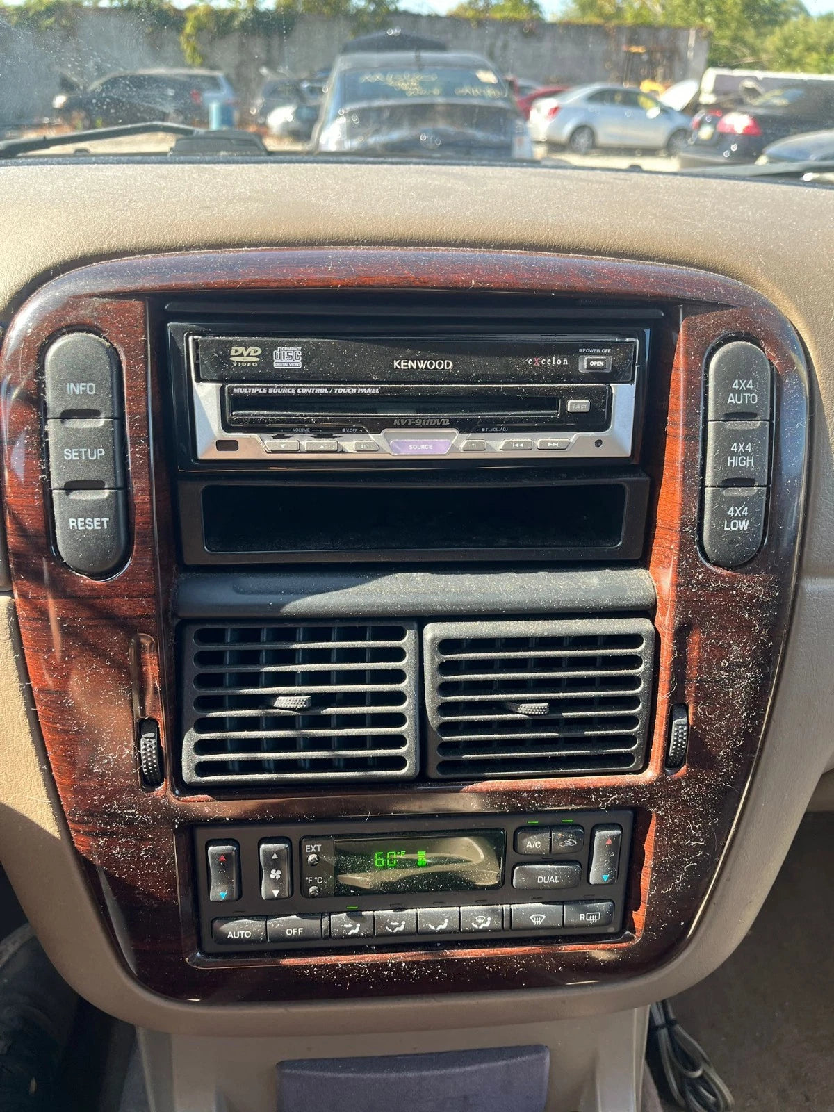 2002-2005 FORD EXPLORER DASH RADIO CLIMATE BEZEL COVER TRIM W/ SWITCHES AIR VENT