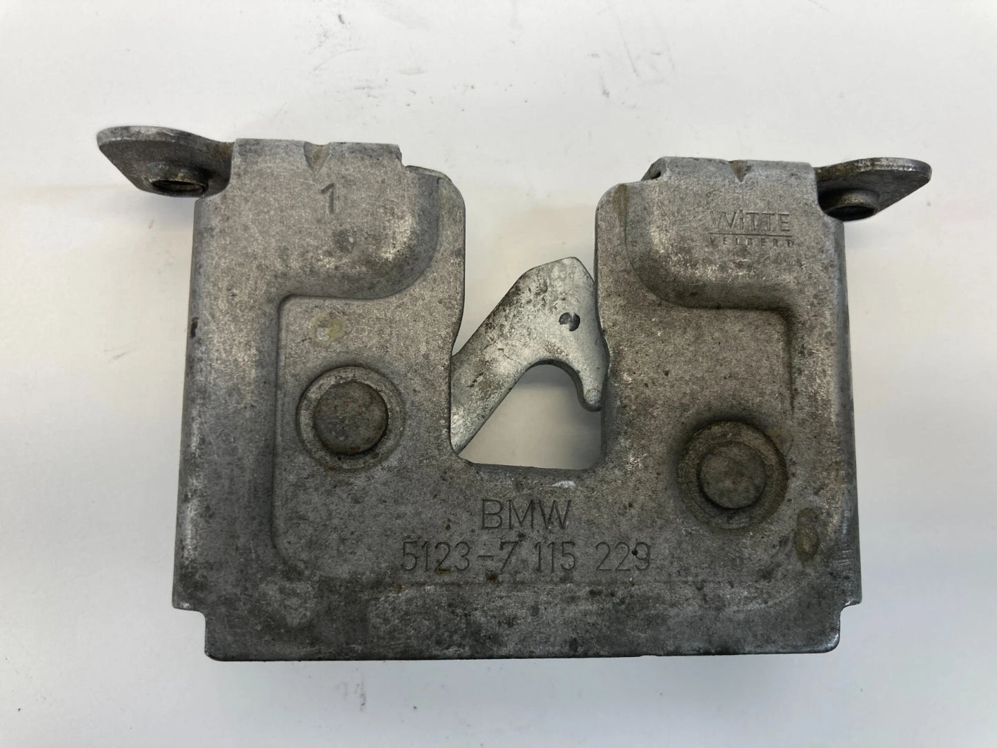 04-07 BMW 530I FRONT LEFT OR RIGHT HOOD LOCK LATCH RELEASE ACTUATOR 51237115229