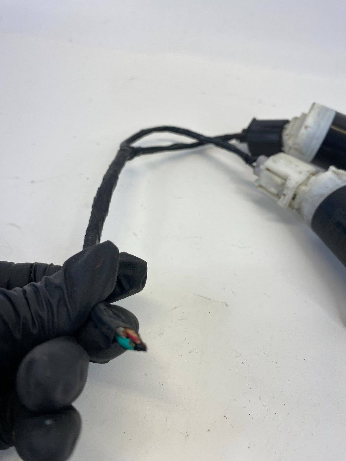 2001-2007 Ford Escape Windshield Washer Pump Motor Pair Set 6L84-17664-AA