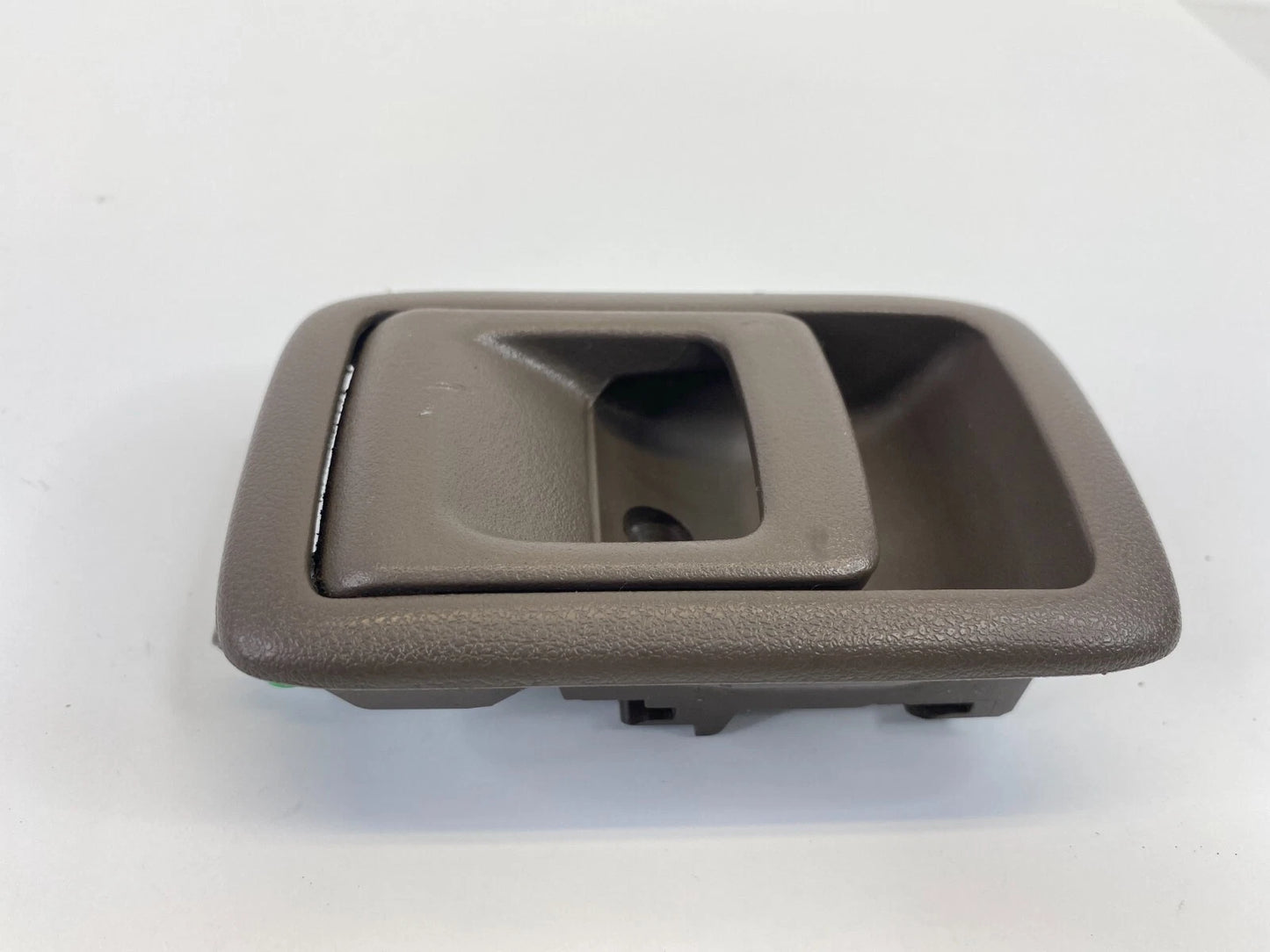 1996-2002 TOYOTA 4RUNNER REAR RIGHT PASSENGER SIDE INNER DOOR HANDLE ASSY OEM