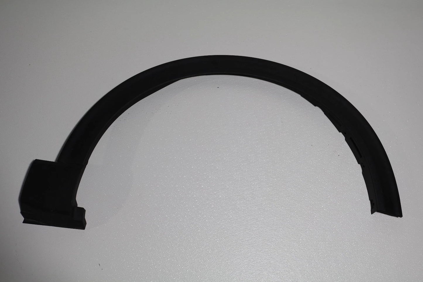 2020-2024 FORD EXPLORER FRONT RIGHT FENDER FLARE ARCH COVER MOLDING LB5B-16A074