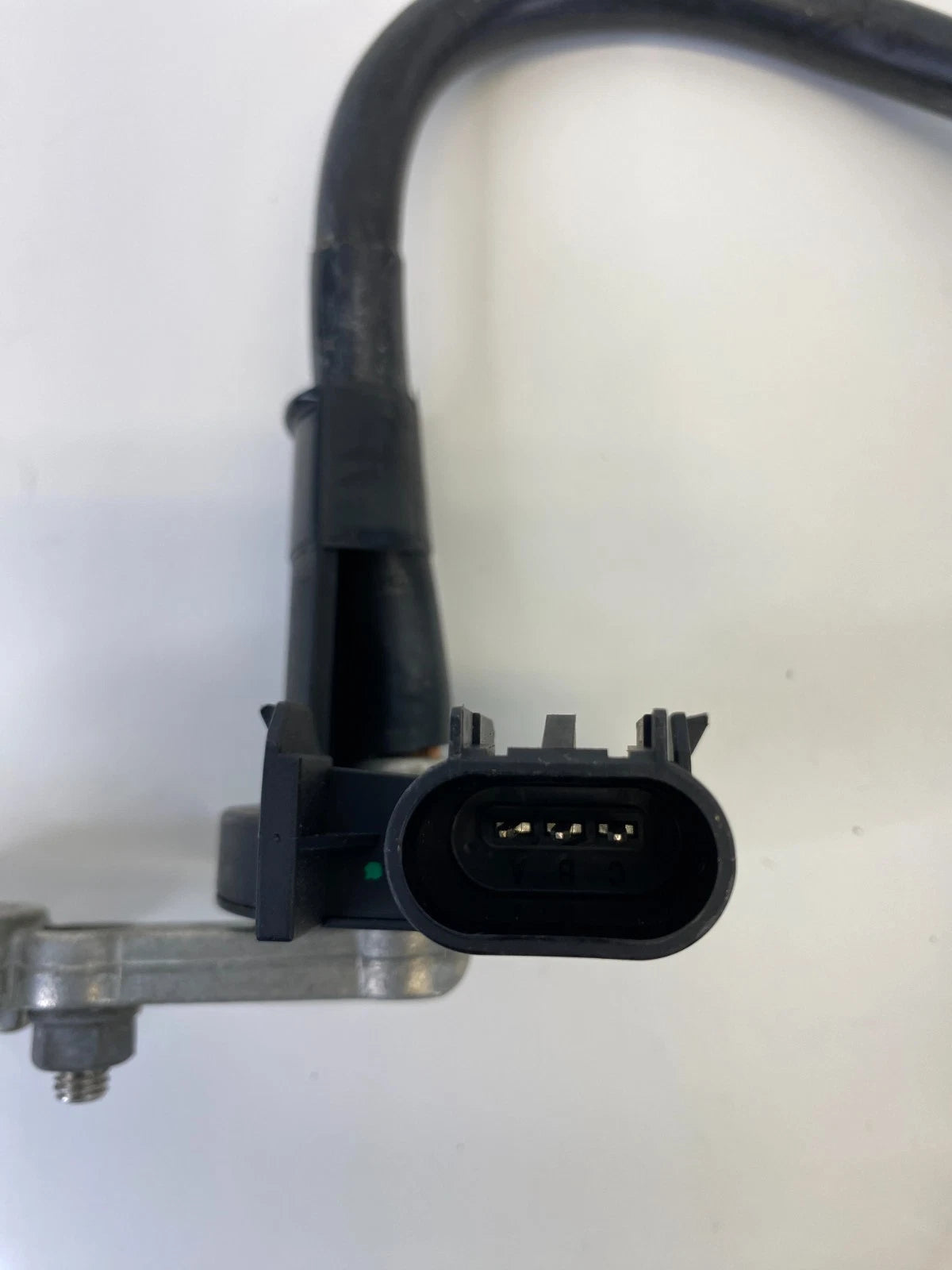 2013-2019 CADILLAC ATS NEGATIVE BATTERY CABLE WITH SENSOR 23180437 OEM