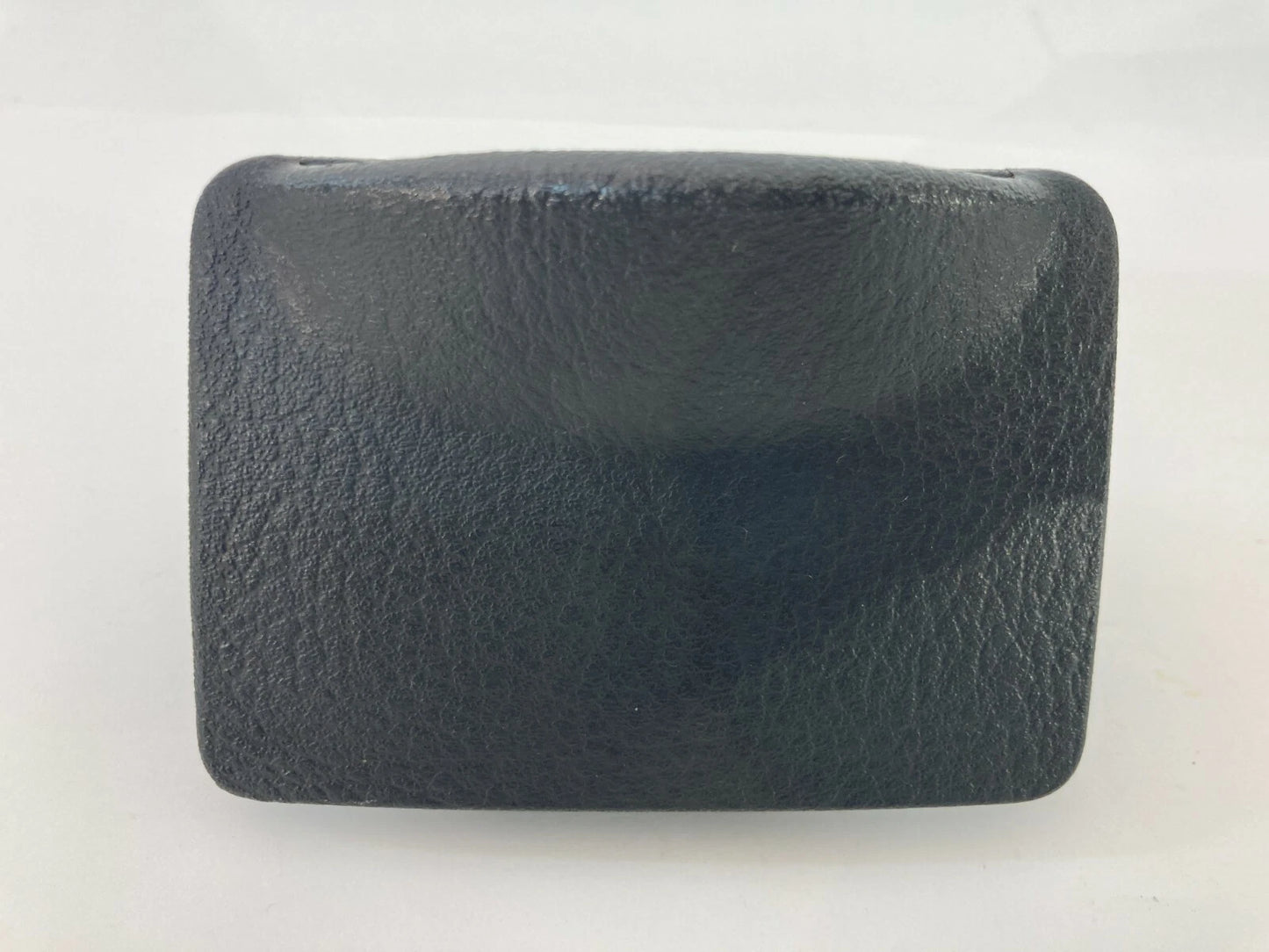 2003 2004 2005 2006 KIA SORENTO REAR CENTER CONSOLE ASHTRAY STORAGE BOX PANEL