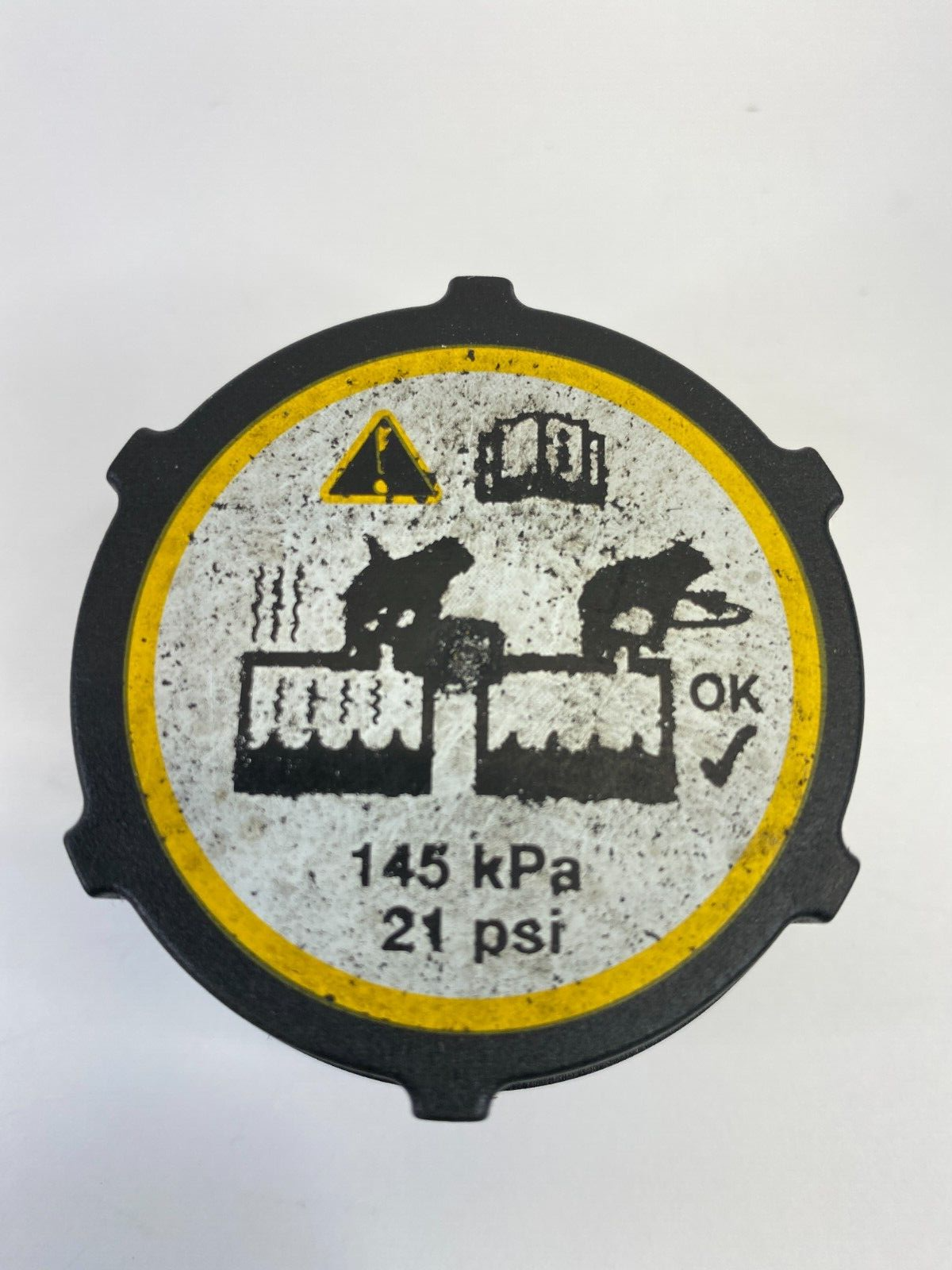 2013-2018 Ford Escape 1.6L Radiator Coolant Overflow Reservoir Tank Cap Cover