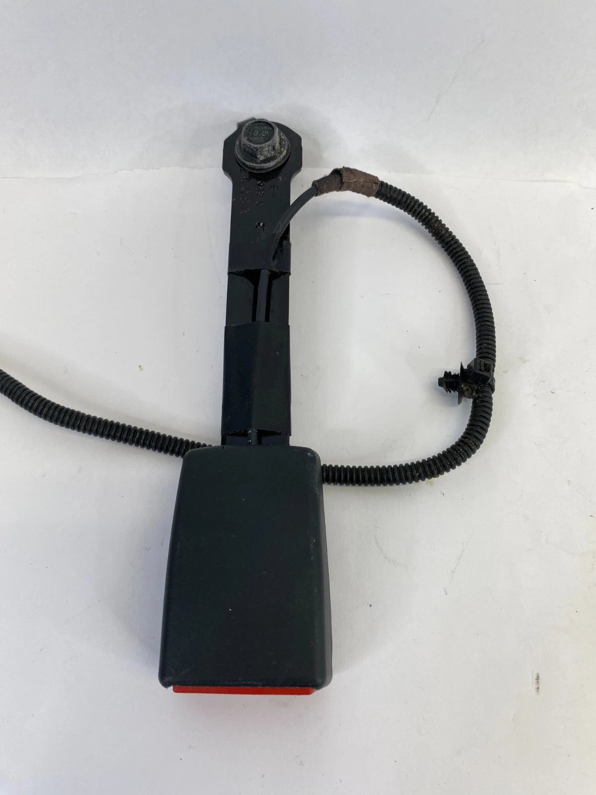 2011-2015 HYUNDAI SONATA HYBRID FRONT RIGHT PASSENGER SEAT BELT BUCKLE ASSY OEM