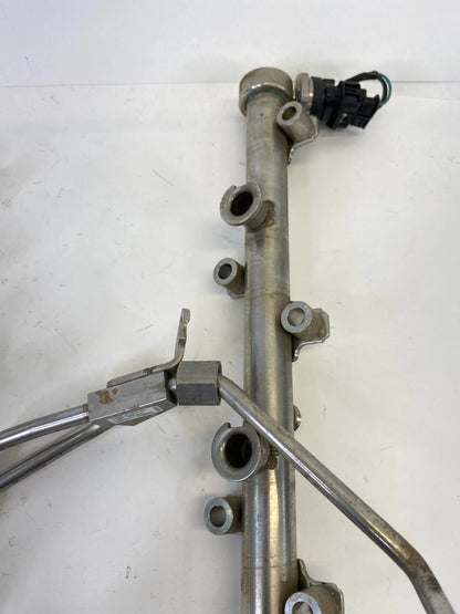 2016-2019 FORD EXPLORER INTERCEPTOR 3.5L V6 FUEL INJECTION RAIL ASSY OEM