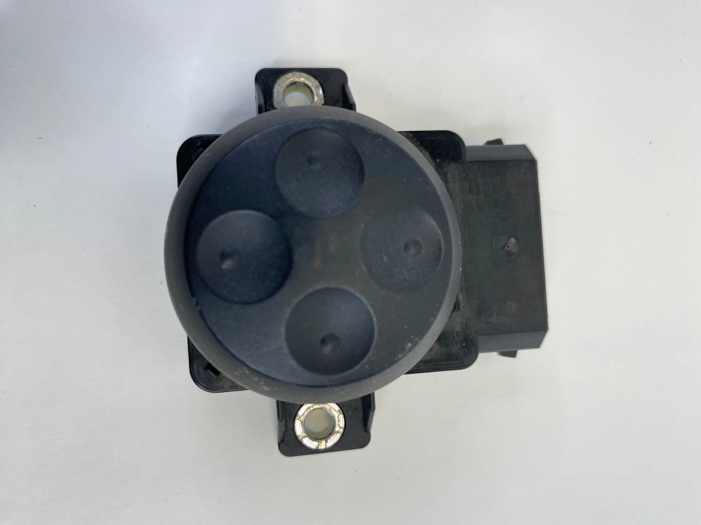 2009-2017 VOLKSWAGEN CC FRONT LEFT SIDE SEAT LUMBAR CONTROL SWITCH 8E0-959-777-B
