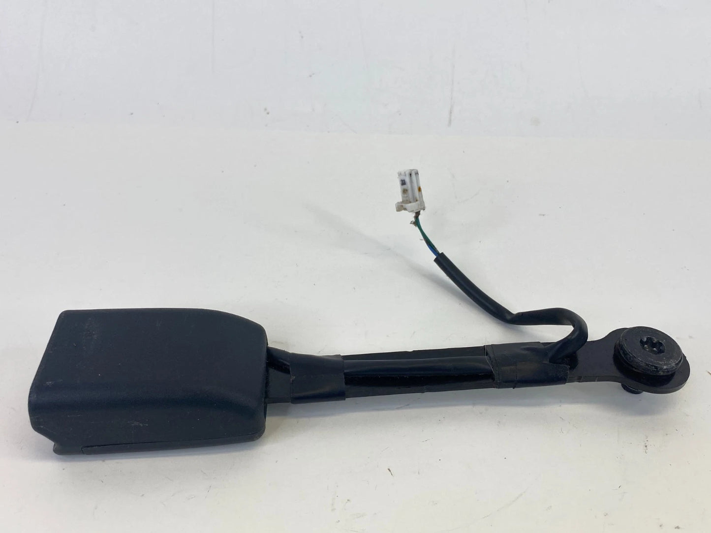 13-20 2013-2020 Nissan Pathfinder Front Left Driver Seat Belt Buckle Adapter OEM