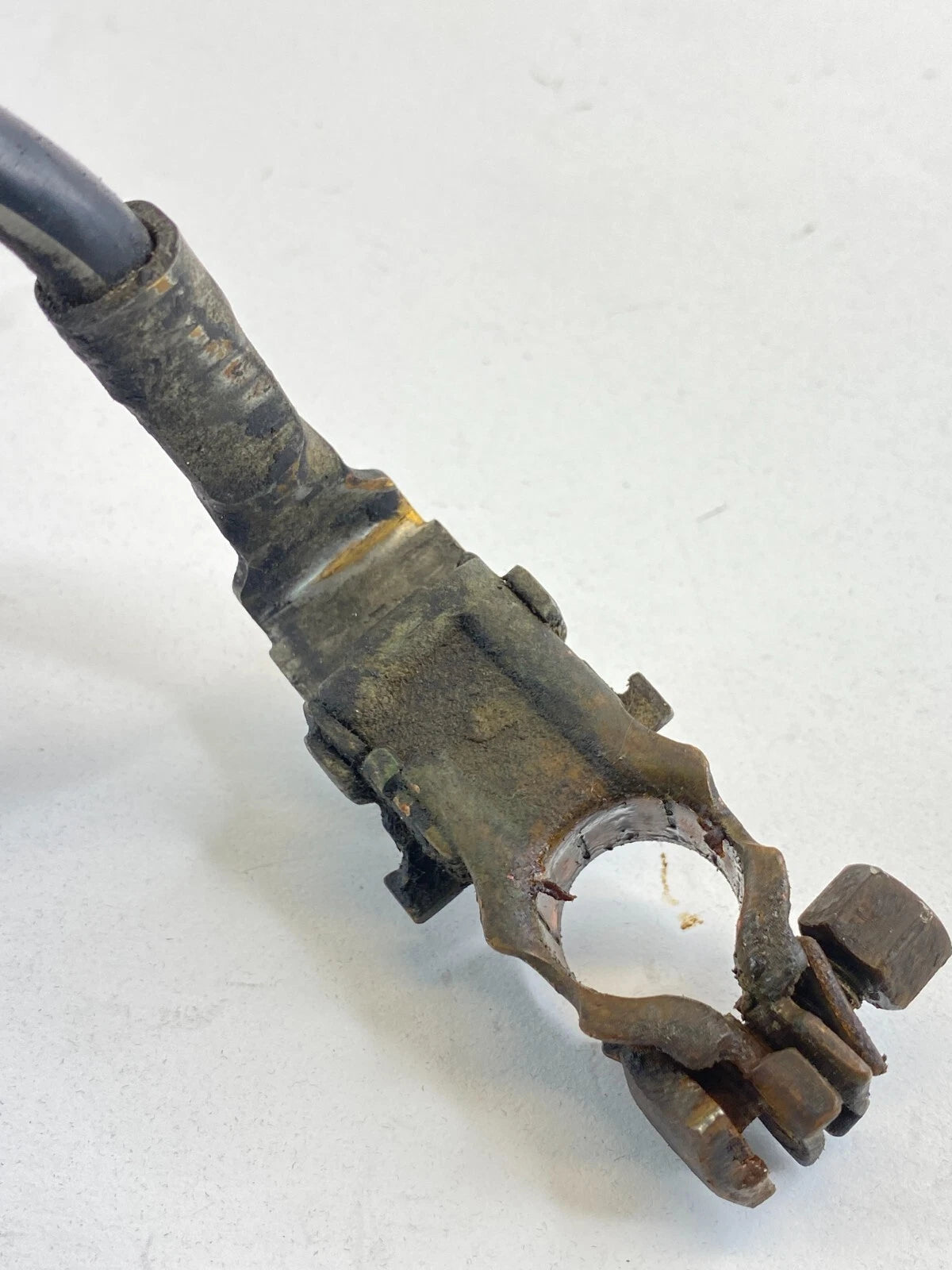 2009 2010 PONTIAC VIBE 2.4L NEGATIVE GROUND TERMINAL BATTERY CABLE OEM