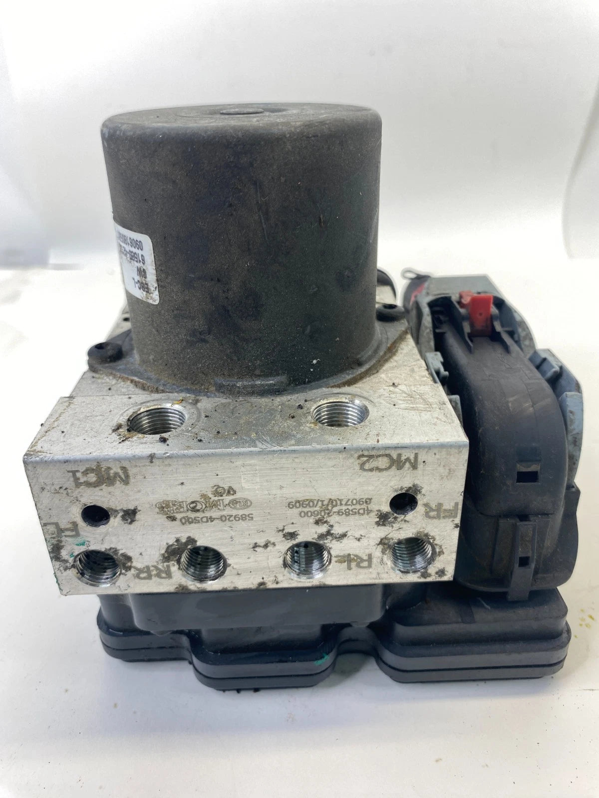 2010 10 KIA SEDONA 3.8L FWD ABS ANTI LOCK BRAKE PUMP MODULE ASSY 58920-4D500 OEM
