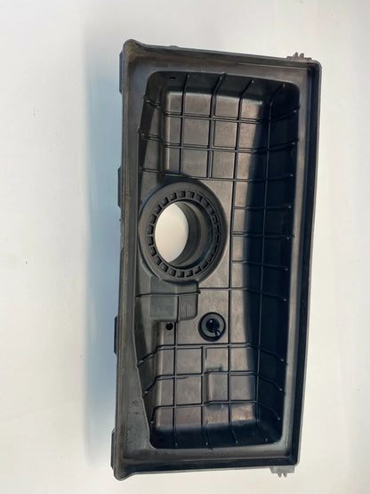 2000 2001 LEGACY OUTBACK 2.5L H4 MANUAL TRANS AIR CLEANER INTAKE BOX UPPER TRIM