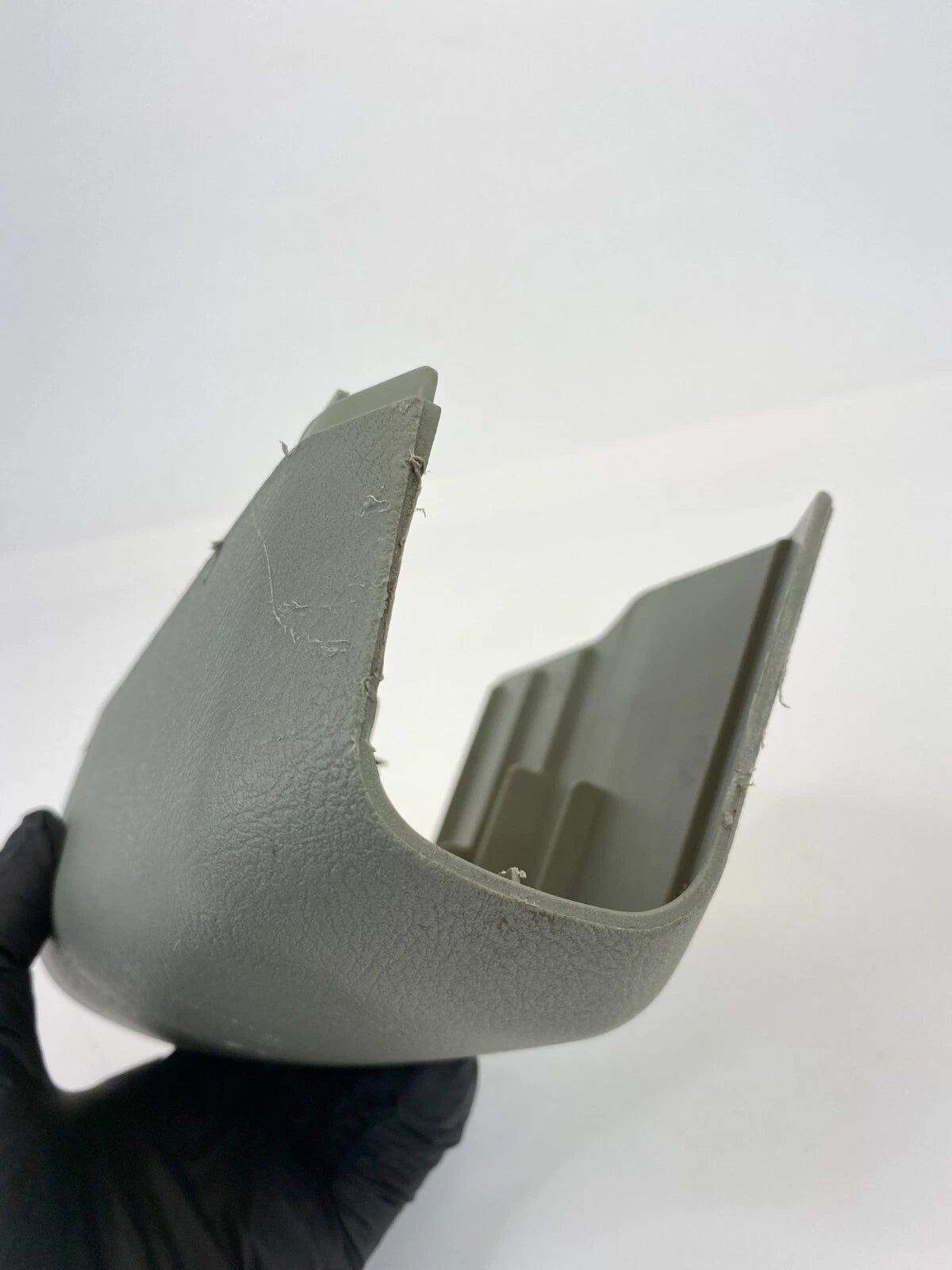 2005-2010 HONDA ODYSSEY FRONT LEFT SEAT PANEL COVER TRIM CAP 81595-SHJA-A010 OEM