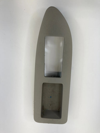 2005-2010 CHRYSLER 300 FRONT RIGHT SIDE DOOR WINDOW SWITCH BEZEL COVER TRIM OEM