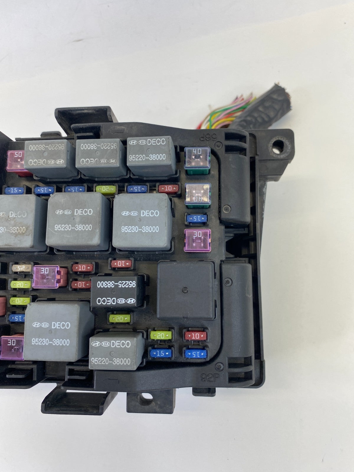 2006-2008 Kia Optima 2.4L 16V FWD Engine Compartment Junction Fuse Relay Box