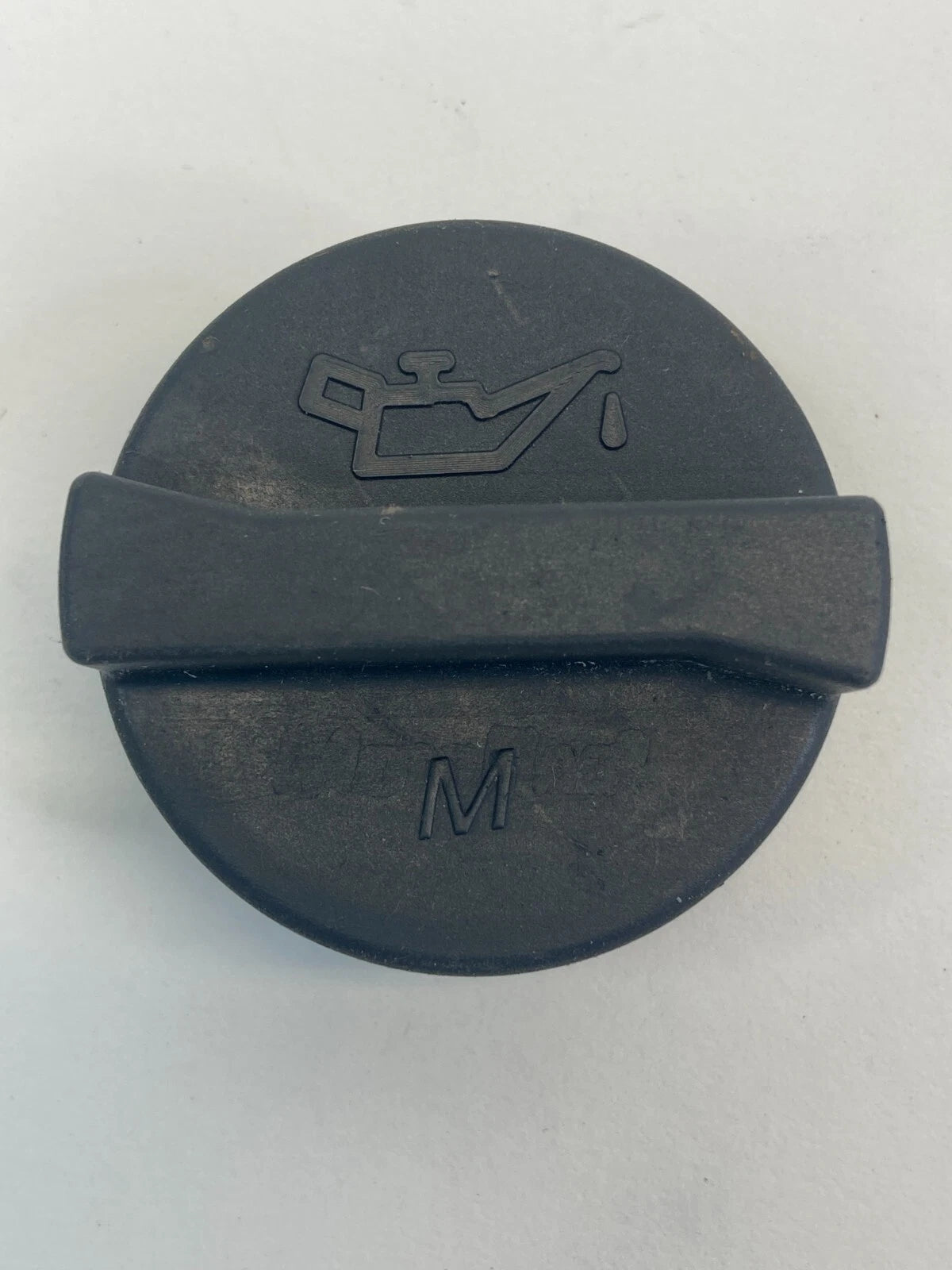 2004-2012 MAZDA 3 MAZDA3 2.0L ENGINE OIL FILLER RESERVOIR CAP COVER LID OEM