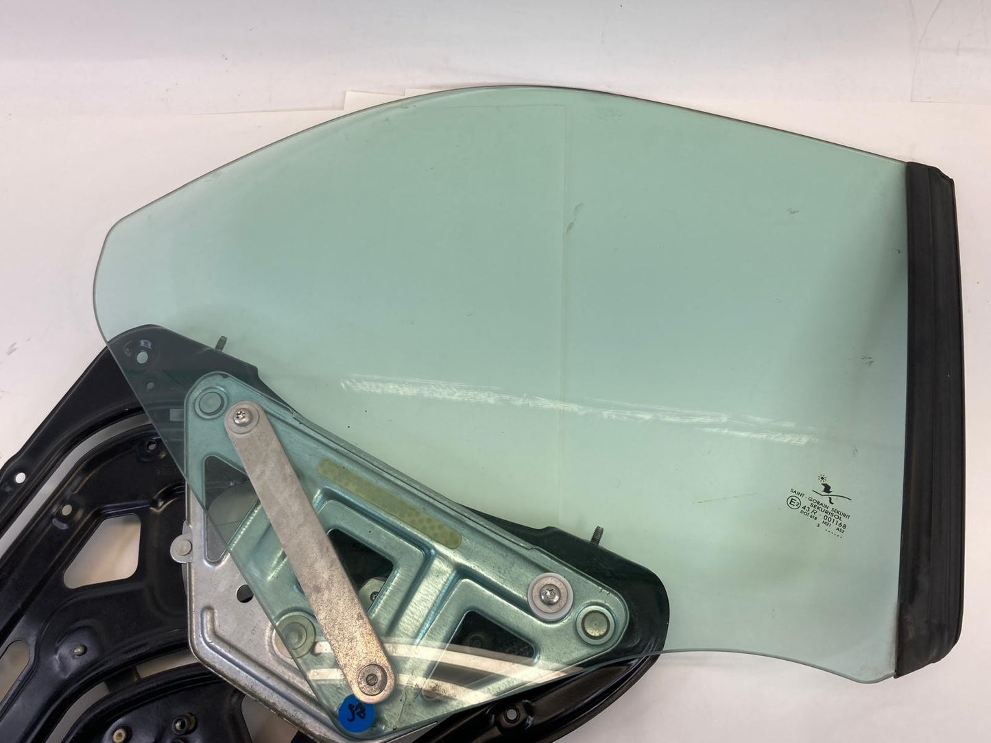 2004-2011 Saab 9-3 Convertible Rear Right Side Quarter Window Glass w/ Regulator