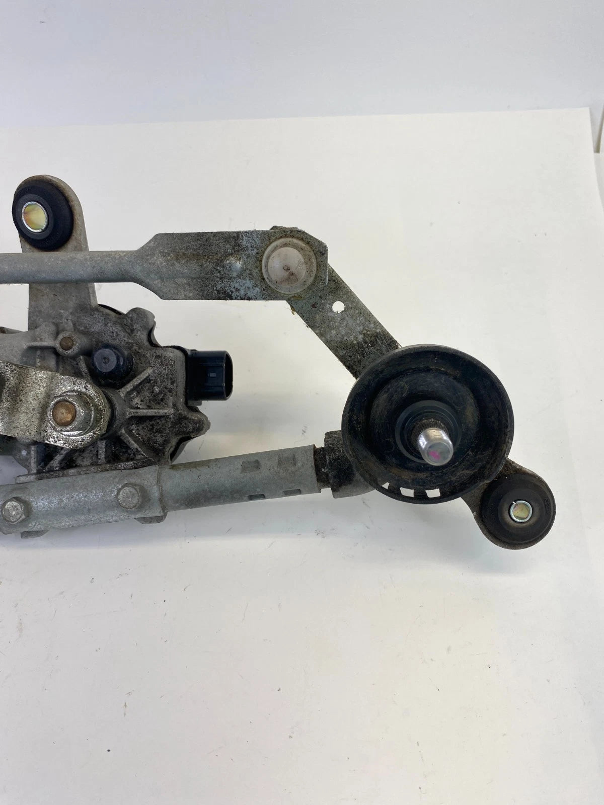 2012-2019 Nissan Versa Windshield Wiper Arm Linkage w/ Motor 28810-3AN1A OEM