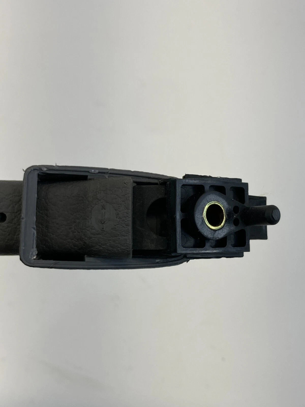 1998-2004 NISSAN PATHFINDER FRONT RIGHT SIDE INNER ROOF GRAB GRAP GRIP HANDLE