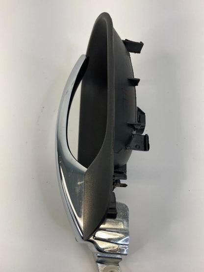 2005-2007 CHRYSLER 300 REAR RIGHT BACK SIDE DOOR INNER DOOR HANDLE 1070402 OEM