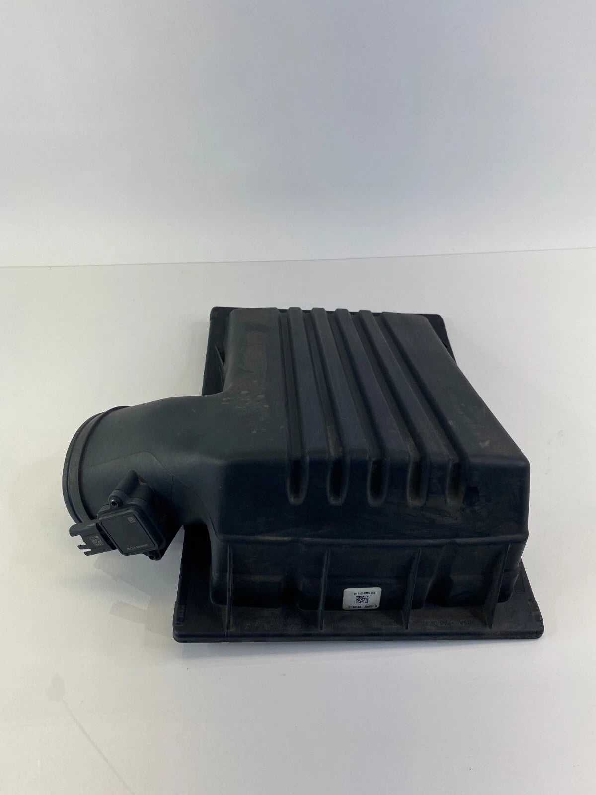 2007 2008 2009 2010 BMW X5 3.0L L6 AT AIR CLEANER FILTER BOX UPPER COVER HOUSING