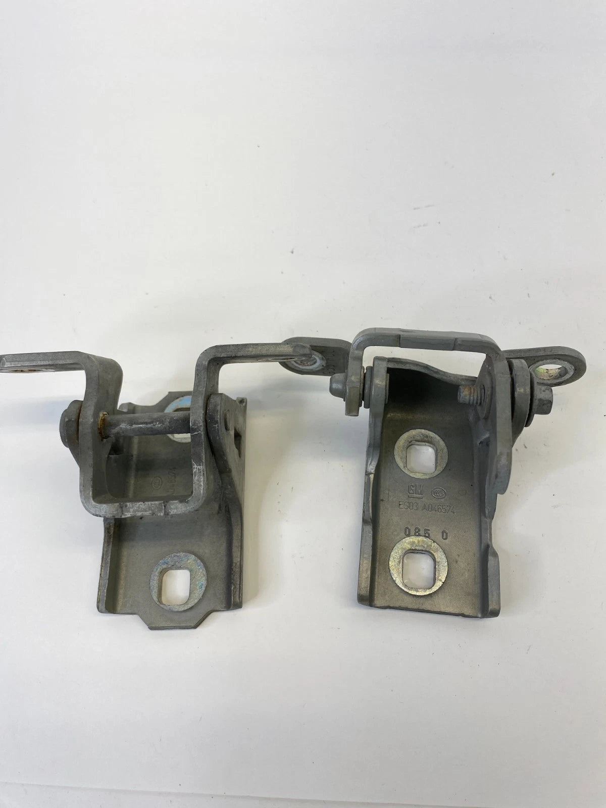 2011-2017 BUICK REGAL FRONT LEFT DOOR UPPER & LOWER HINGE SET PAIR OEM