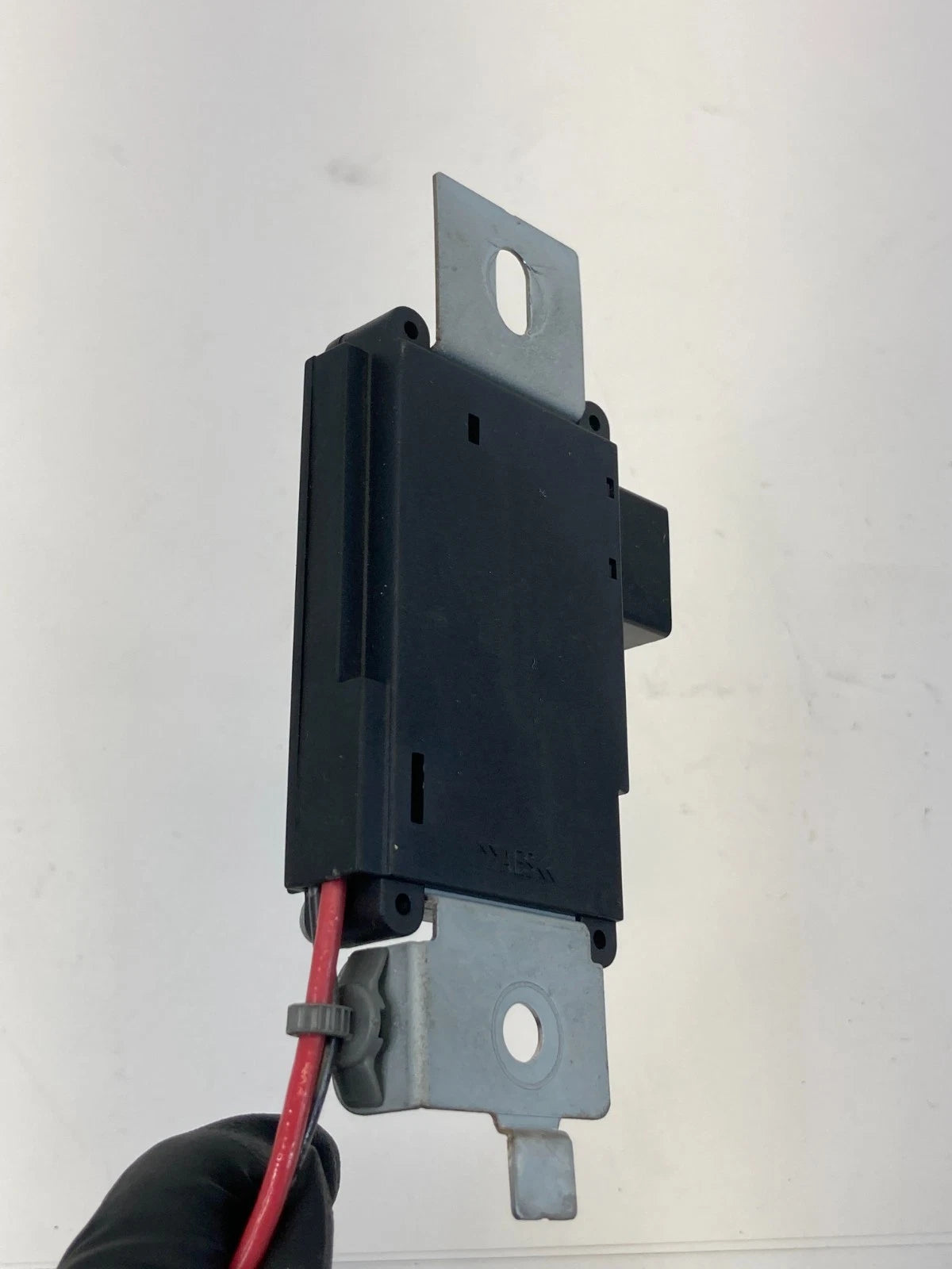 2005-2007 Dodge Magnum Radio Power Antenna Control Module 5081032AE OEM