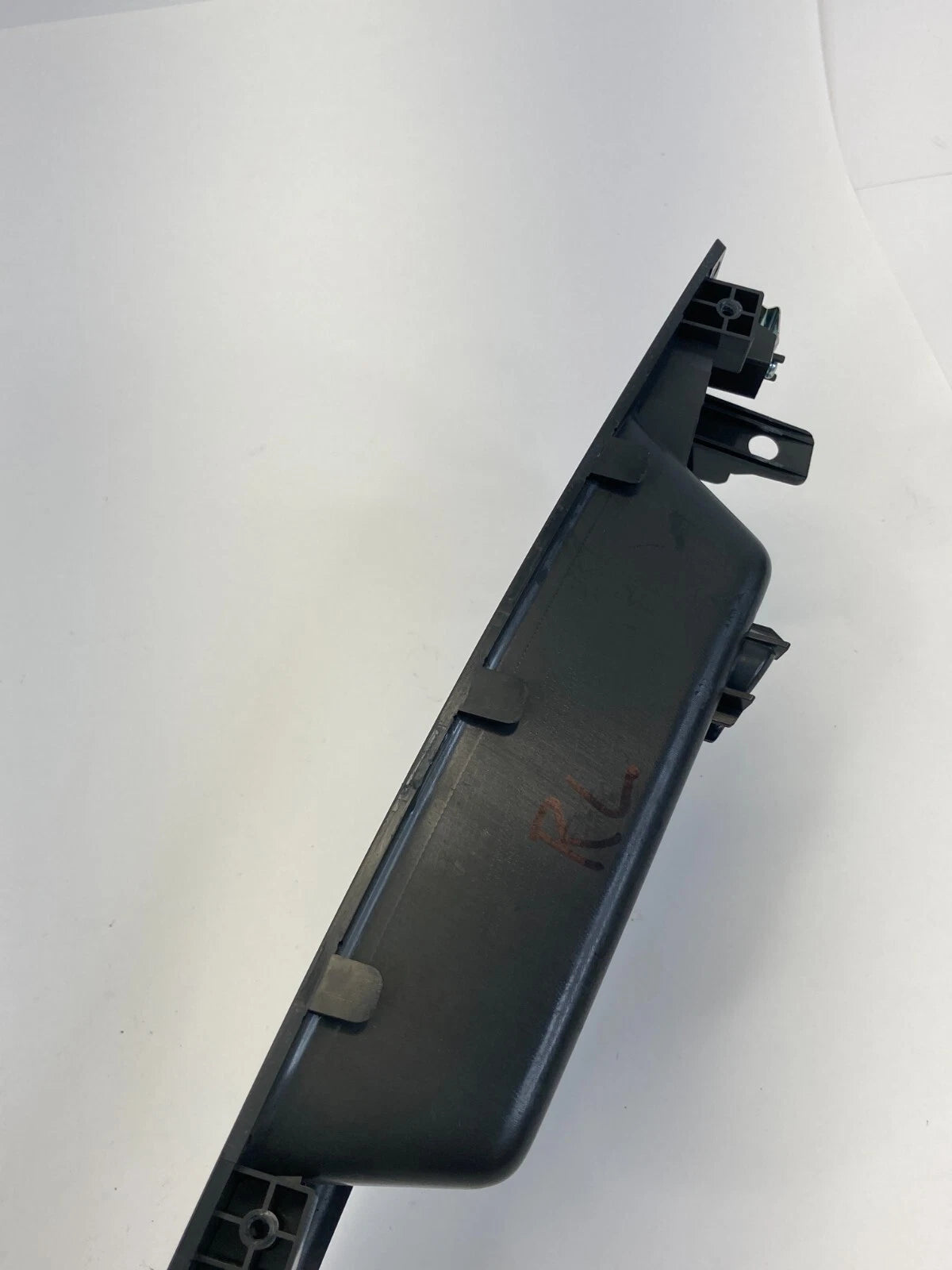 2013-2016 CHEVROLET SPARK REAR LEFT DOOR WINDOW SWITCH WITH BEZEL OEM