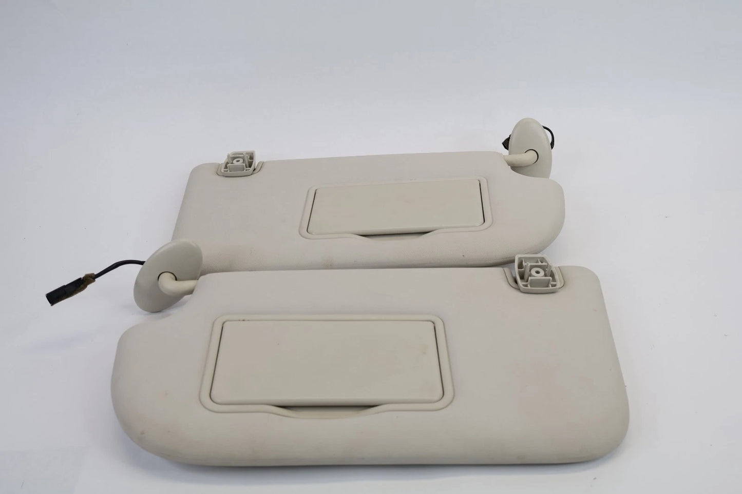 2013-2019 FORD ESCAPE ROOF SUNVISOR SUN VISOR SHADE W/ MIRROR PAIR SET OEM