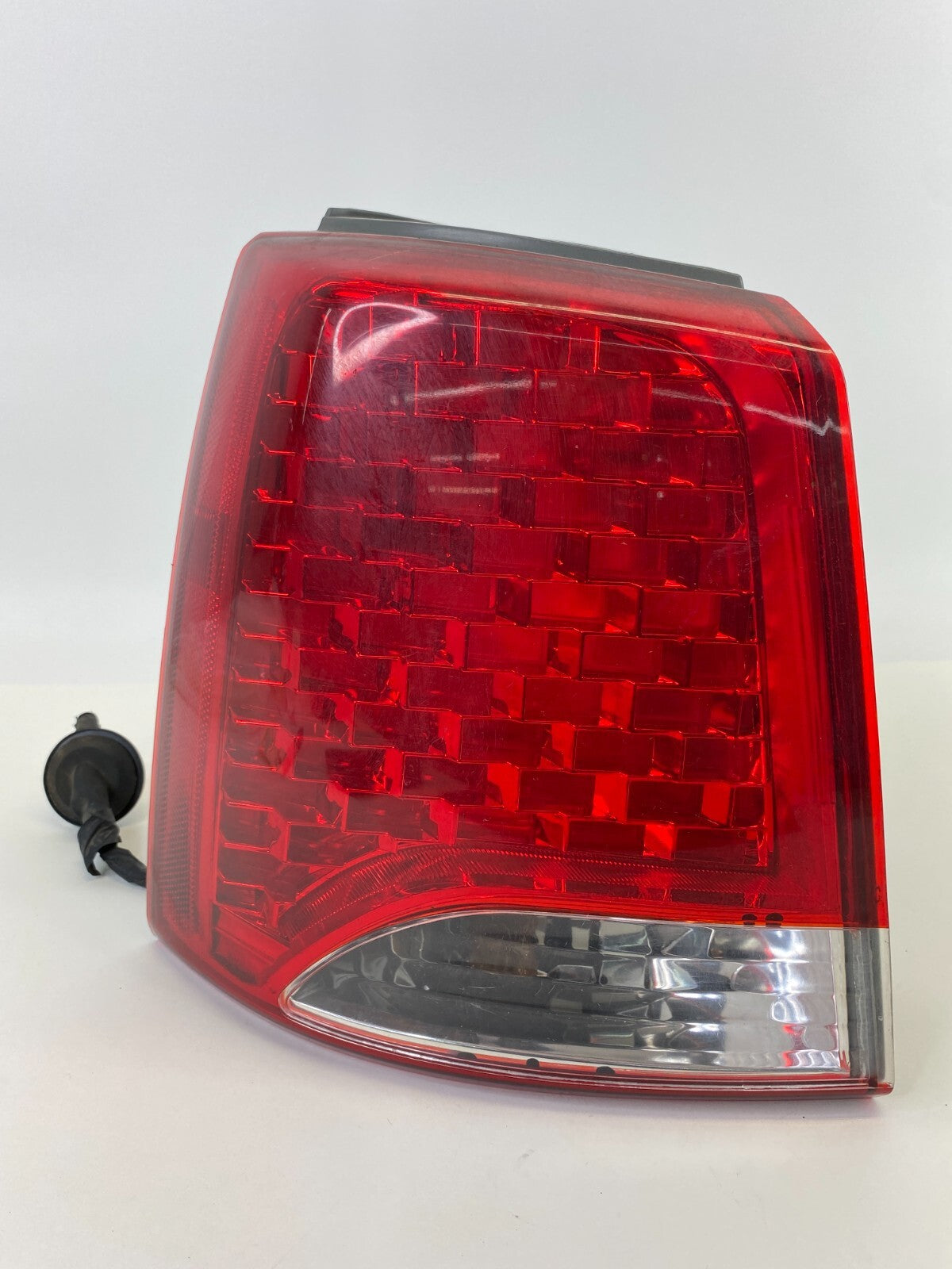 2011 2012 2013 Kia Sorento Rear Left Driver Outer Tail Light Taillight OEM