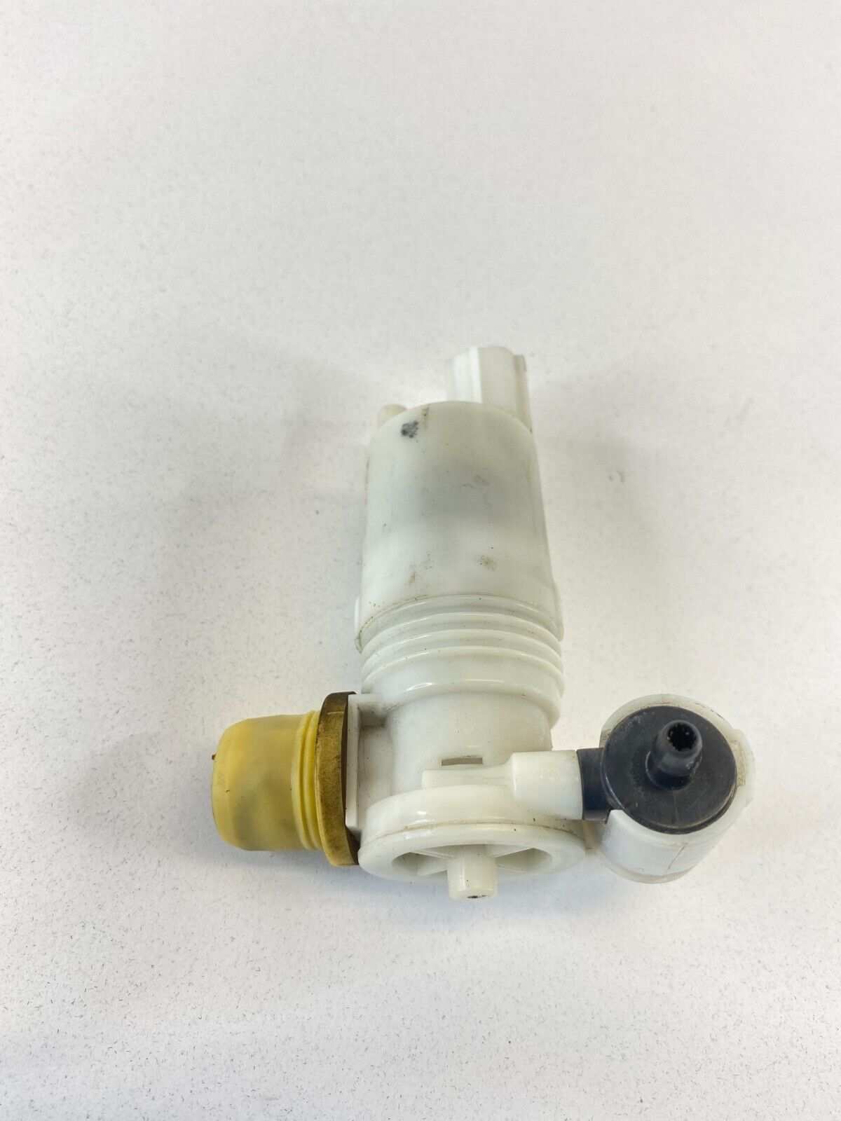 2012-2018 Ford Focus Windshield Washer Fluid Tank Pump 7T43-17664-AA OEM