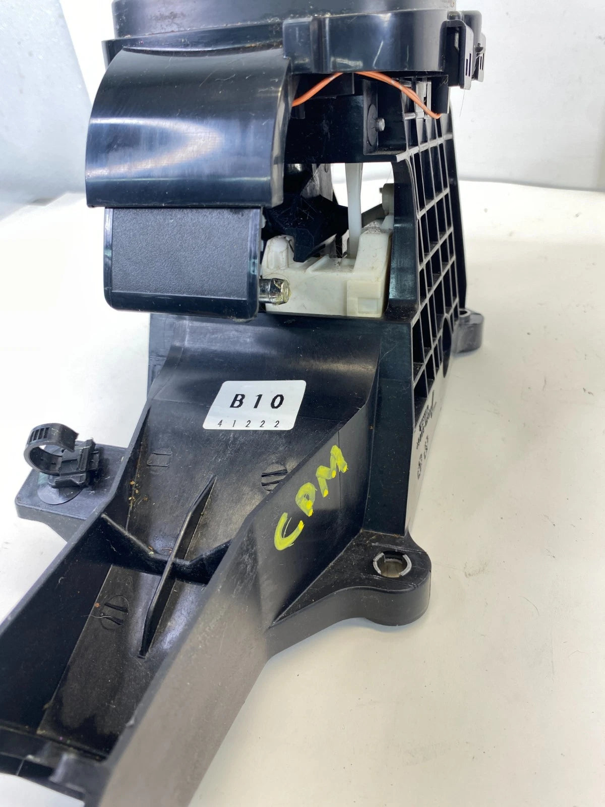 2007-2011 TOYOTA YARIS HATCHBACK FLOOR SHIFT SHIFTER GEAR SELECTOR ASSY OEM