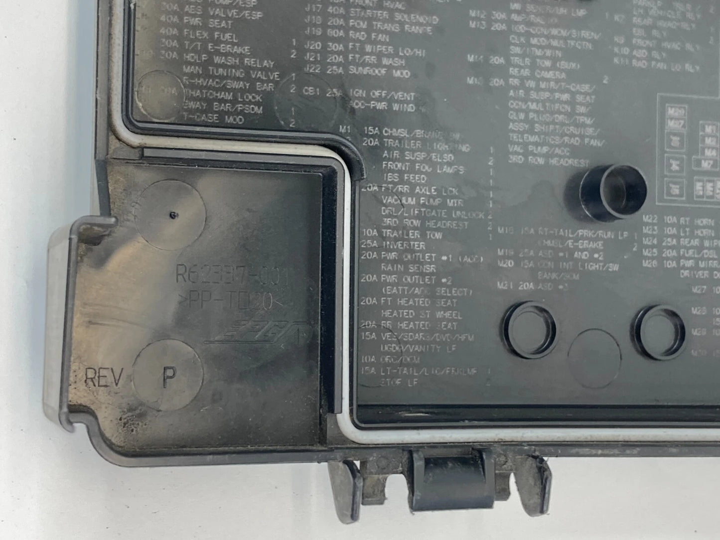 2011-2014 DODGE GRAND CARAVAN 3.8L FUSE RELAY BOX BATTERY COVER LID R62337-001