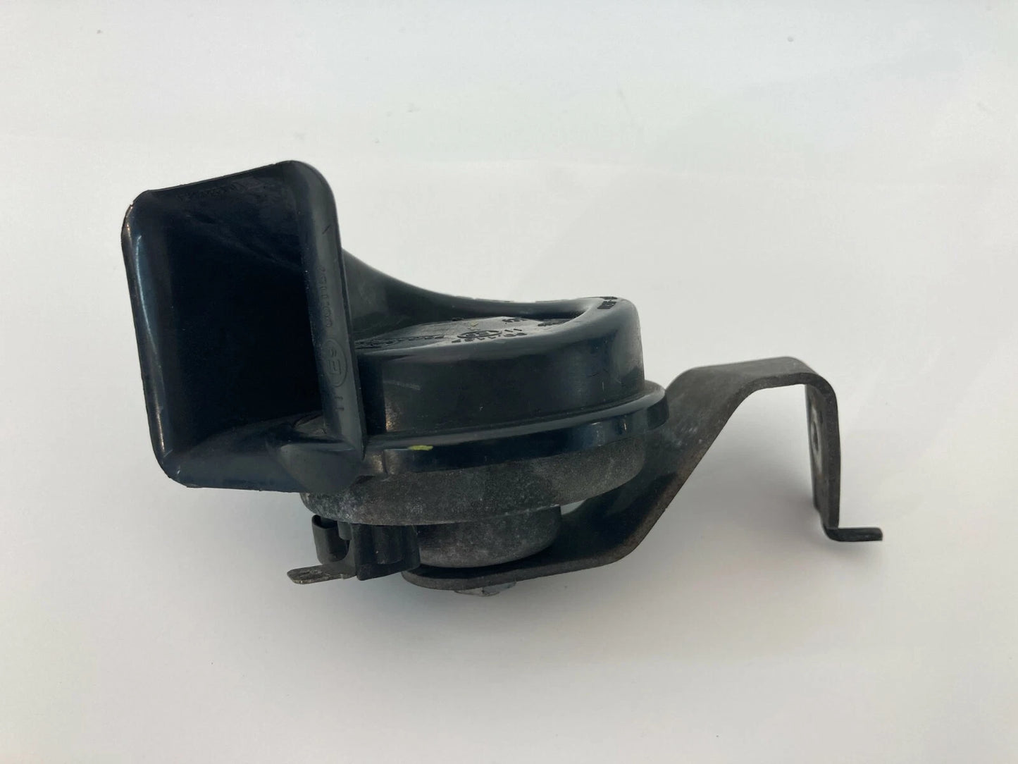 06-10 DODGE CHARGER 05-08 MAGNUM HIGH HORN TONE PITCH SIGNAL BOSCH E9011157 OEM