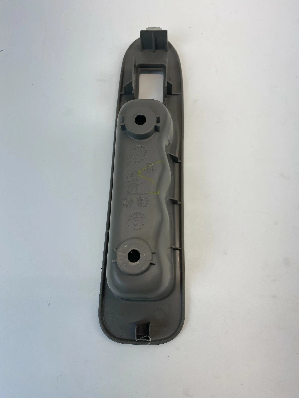 2000-2005 CHEVROLET IMPALA REAR RIGHT PASSENGER DOOR POWER WINDOW SWITCH BEZEL