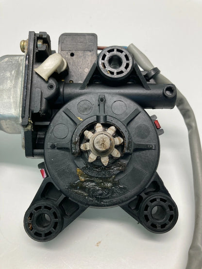 01 02 03 04 05 06 HYUNDAI SANTA FE REAR RIGTH DOOR WINDOW MOTOR 98820-26200 OEM