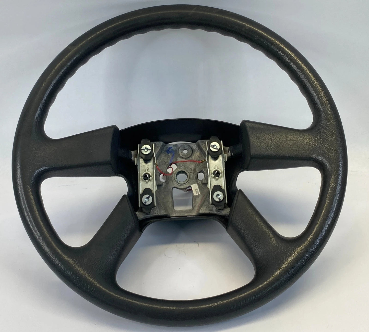 2002-2009 CHEVROLET TRAILBLAZER GMC ENVOY DRIVER STEERING WHEEL 15188989 OEM